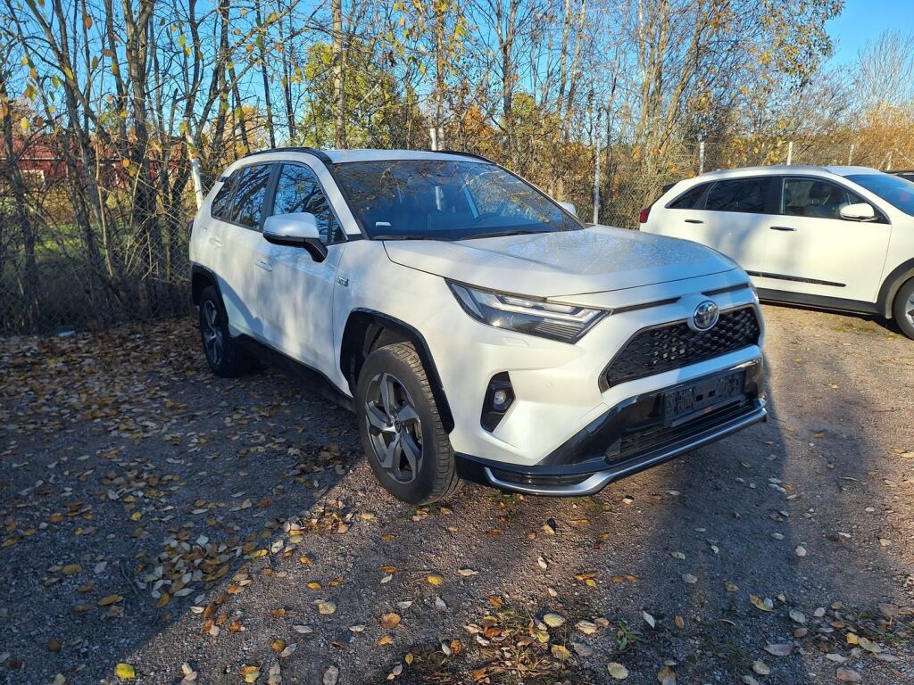 Toyota RAV4 Plug-in 2024 met.valkoinen