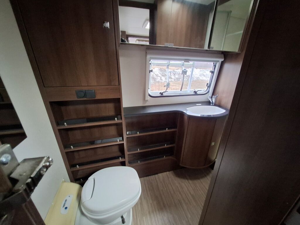 Dethleffs Beduin 2012 Valkoinen