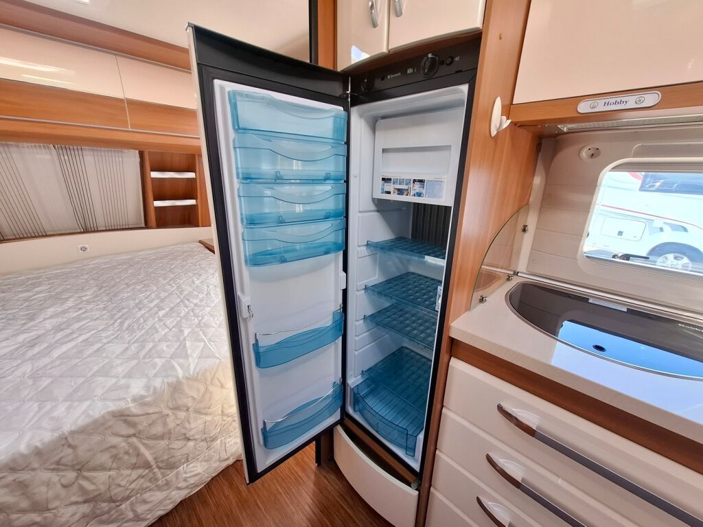 Hobby 560 2013 Valkoinen