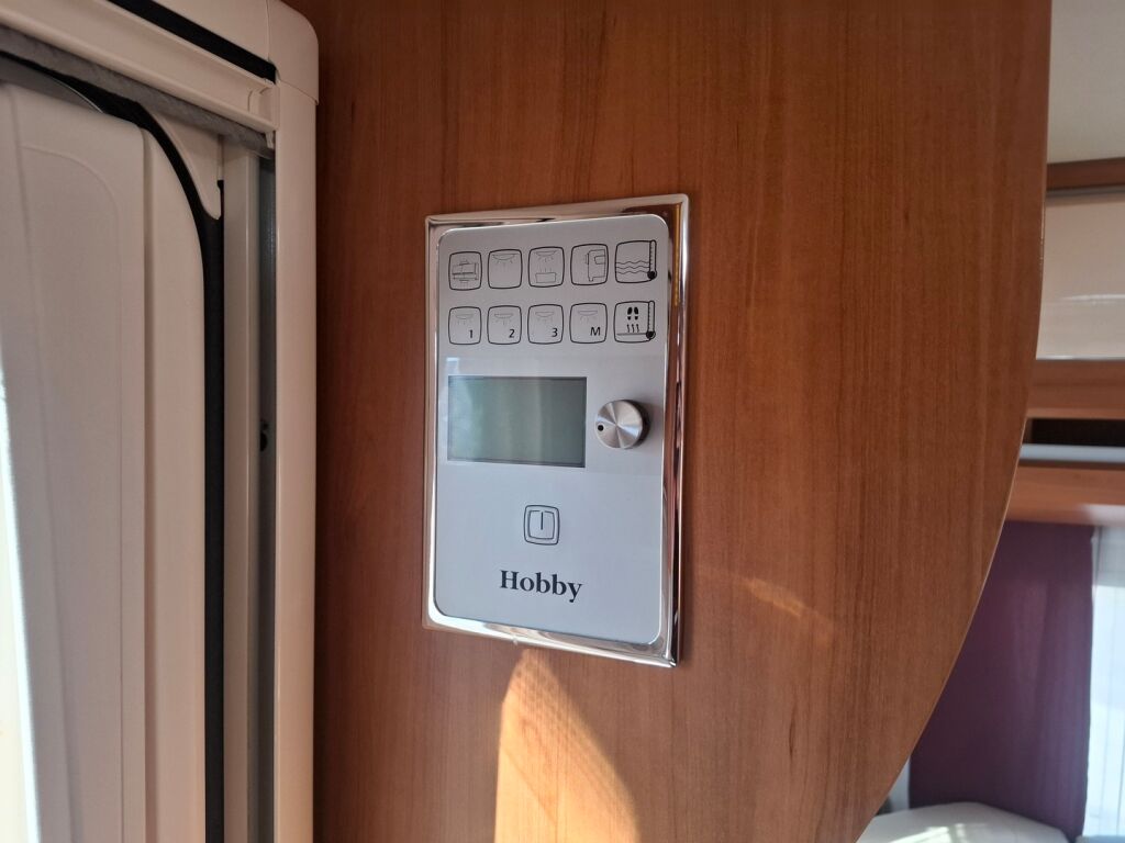 Hobby 560 2013 Valkoinen