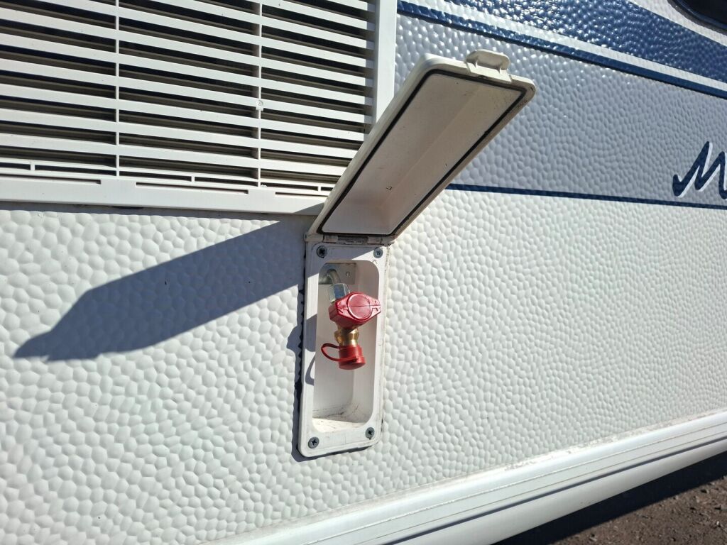 Hobby 560 2013 Valkoinen