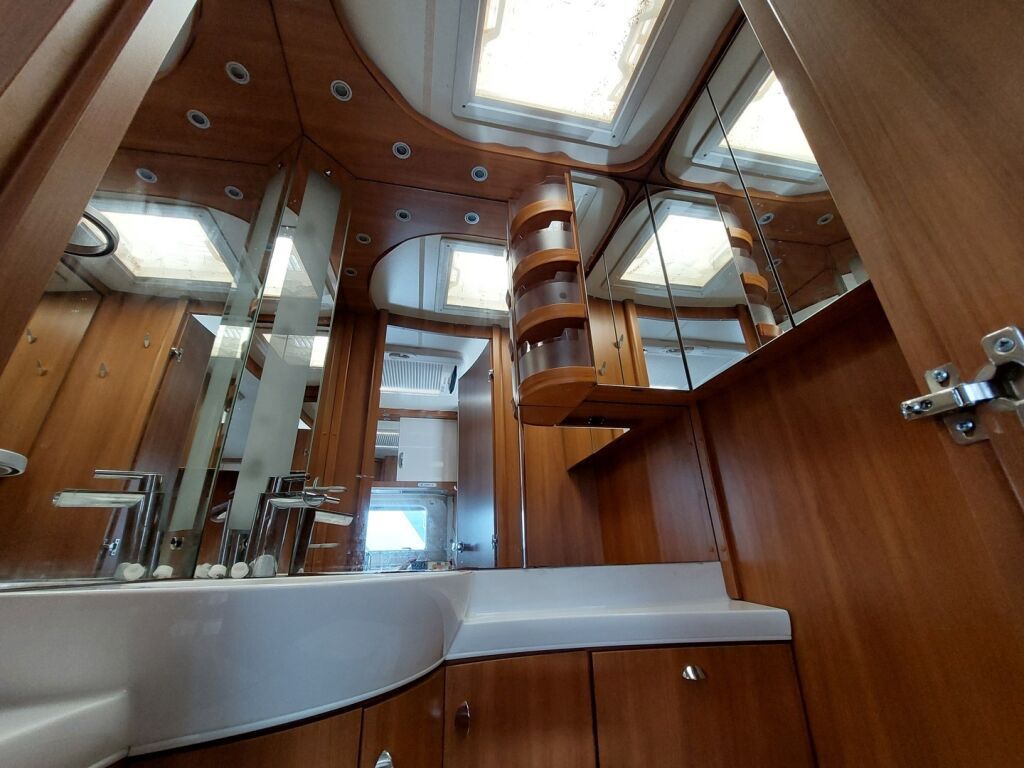 Hobby 560 2013 Valkoinen