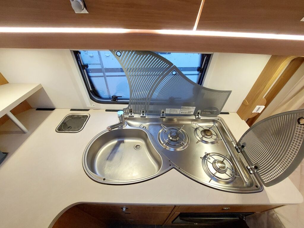 Dethleffs Nomad 2014 Harmaa