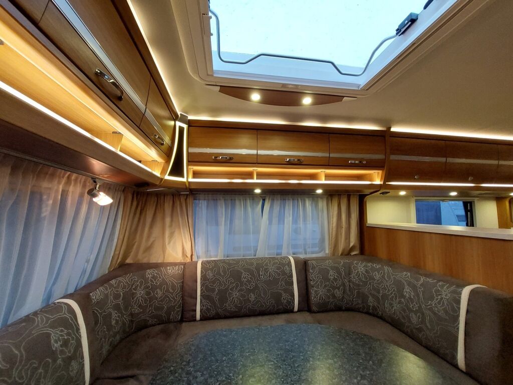 Dethleffs Nomad 2014 Harmaa