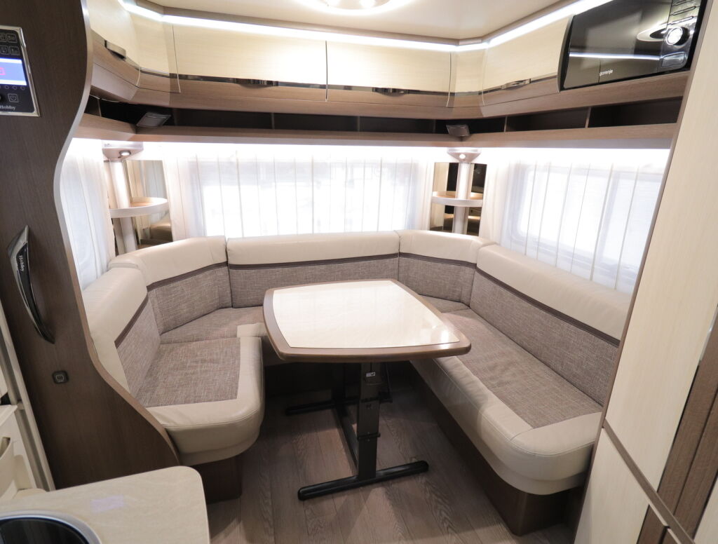 Hobby PRESTIGE 2015 PN U1