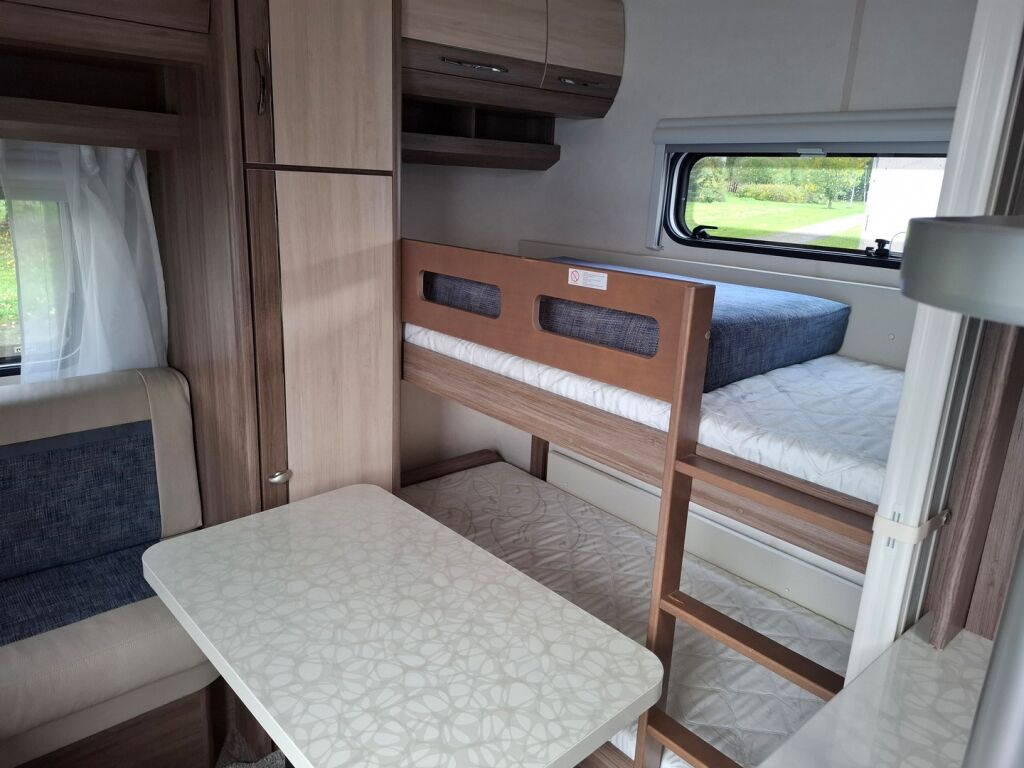 Hobby De Luxe 2016 