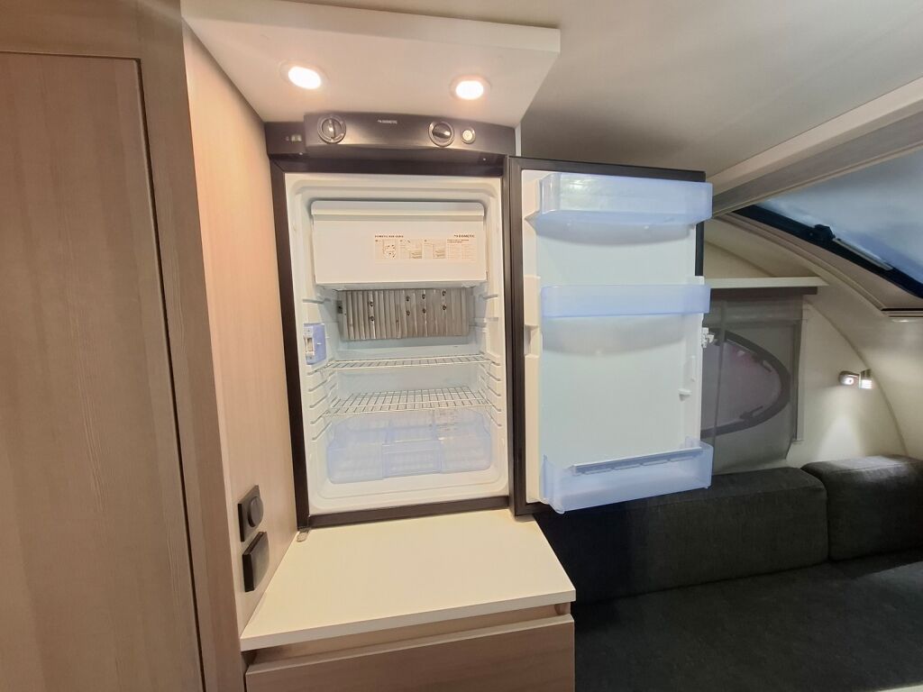 Adria Action 2017 Valkoinen