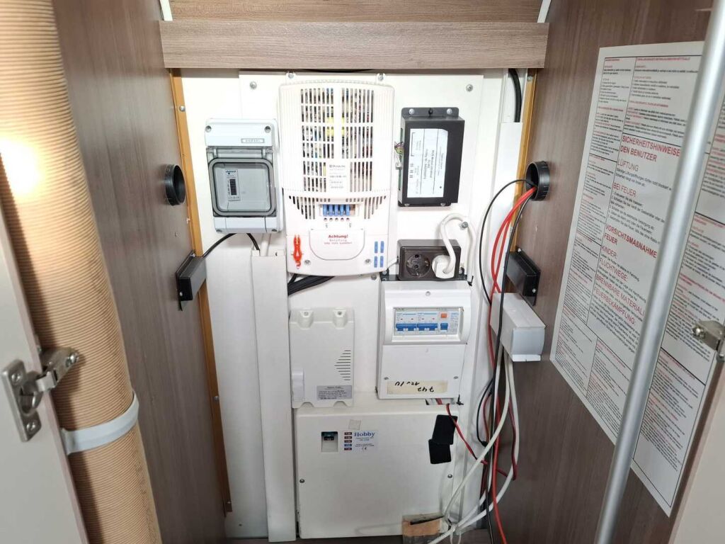 Hobby DeLuxe 2017 Valkoinen