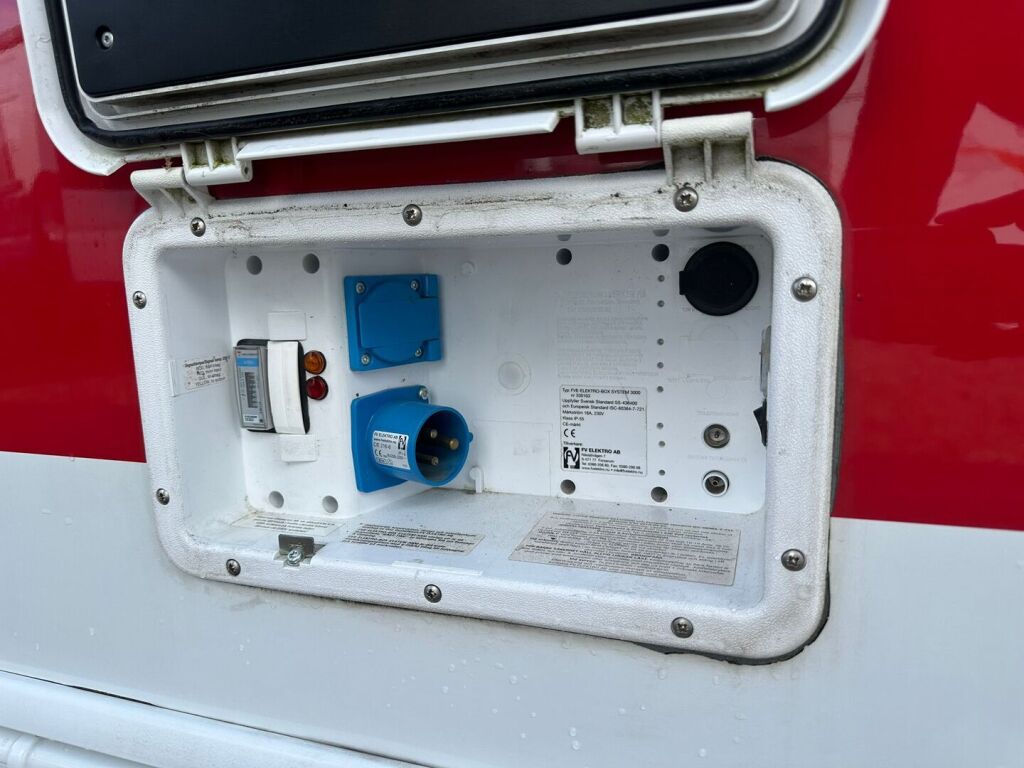 Kabe Royal 2018 Valkoinen