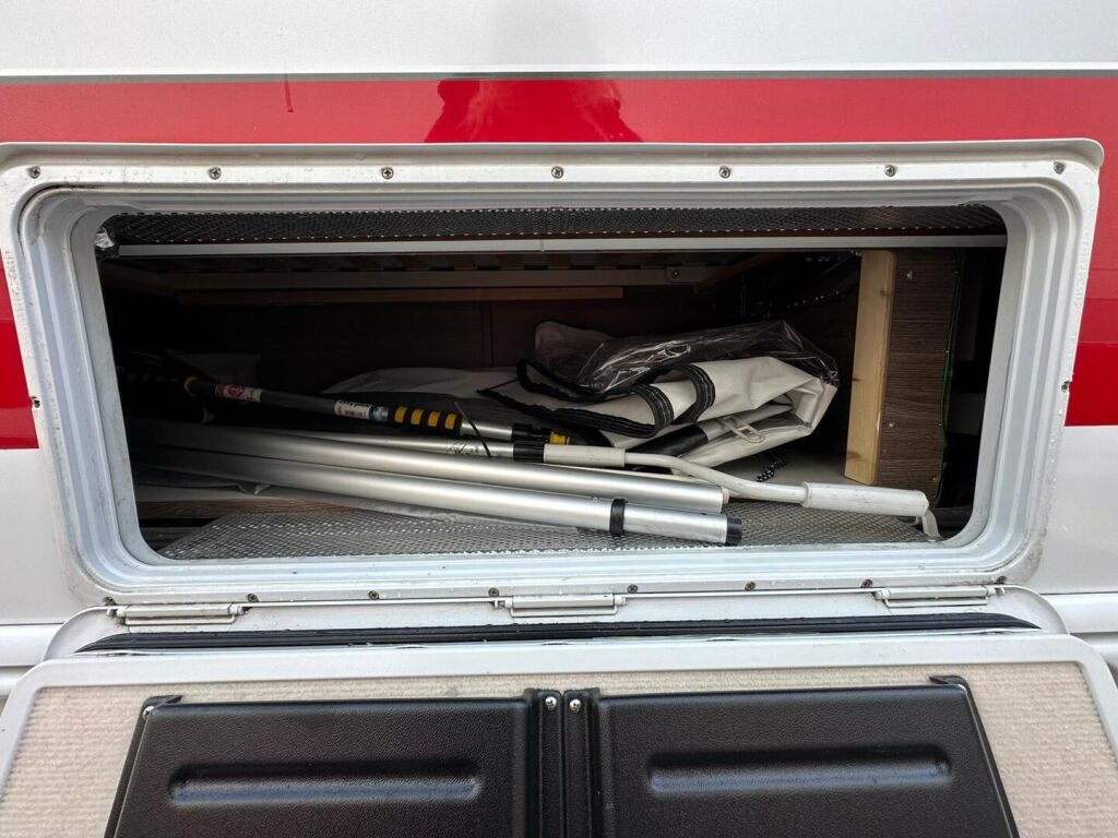 Kabe Royal 2018 Valkoinen