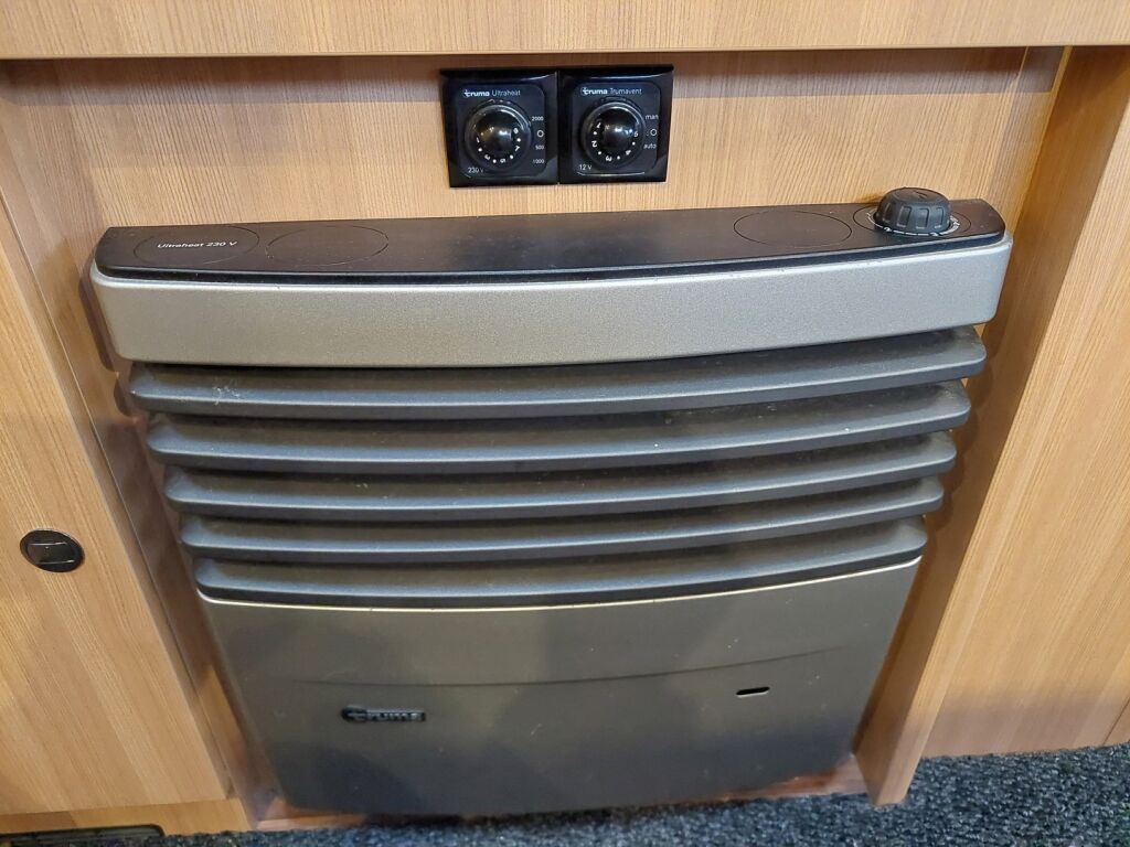 LMC Style 2018 Valkoinen