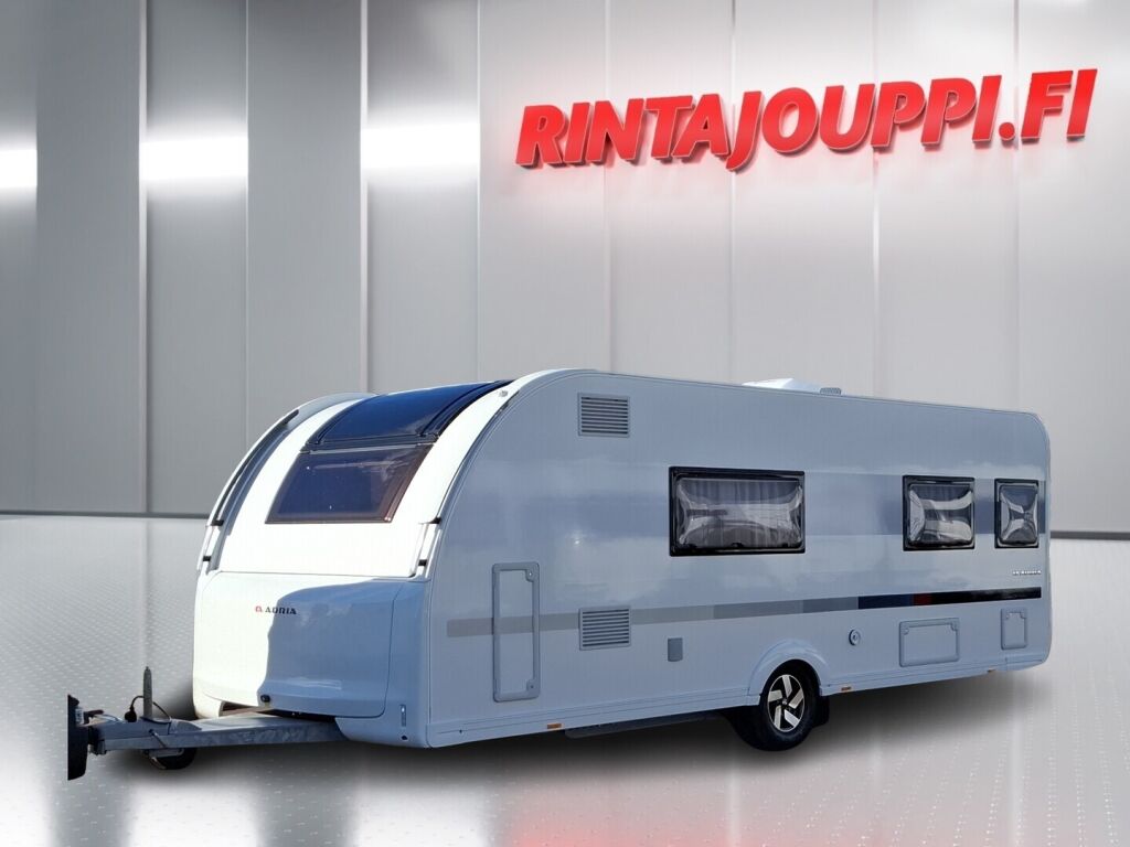 Adria Adora 2022 Valkoinen