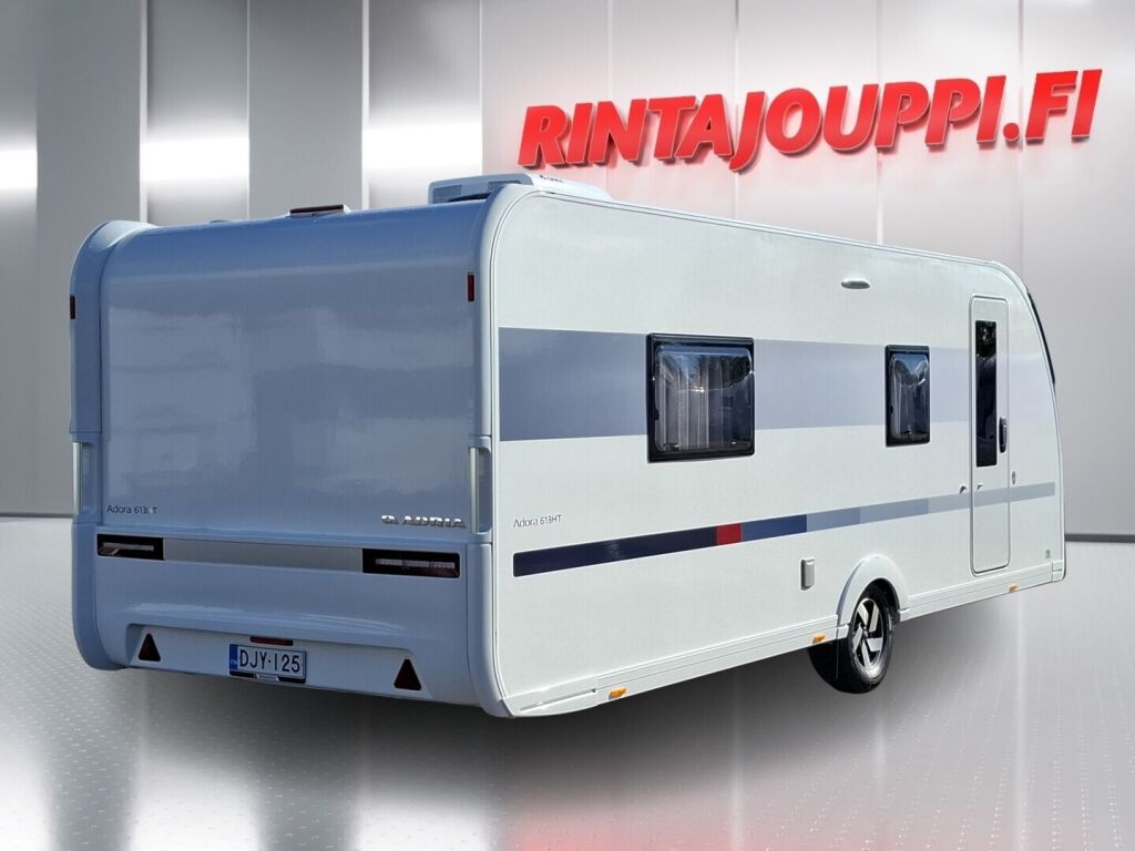 Adria Adora 2022 Valkoinen