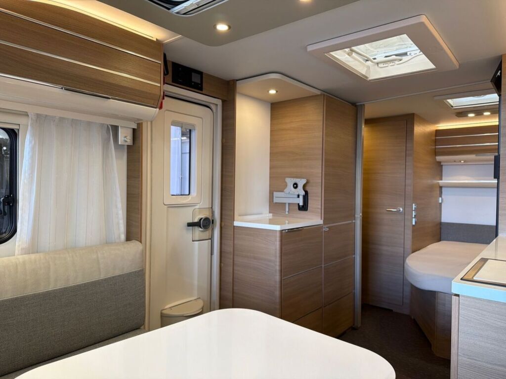 Adria Adora 2020 