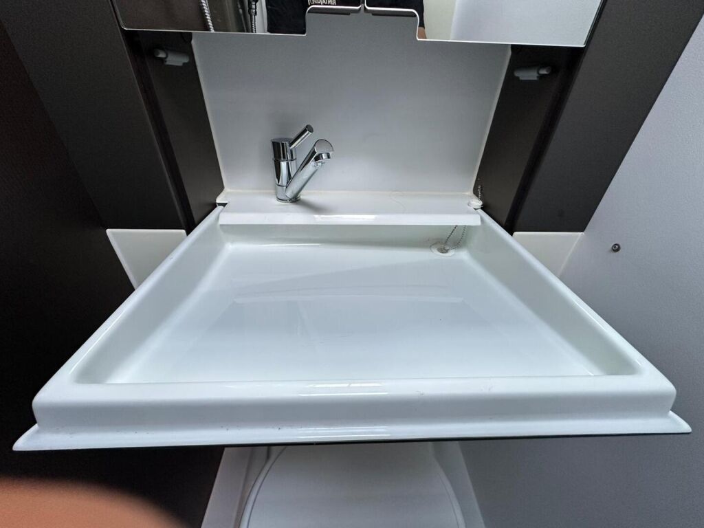 Adria Alpina 2019 Valkoinen