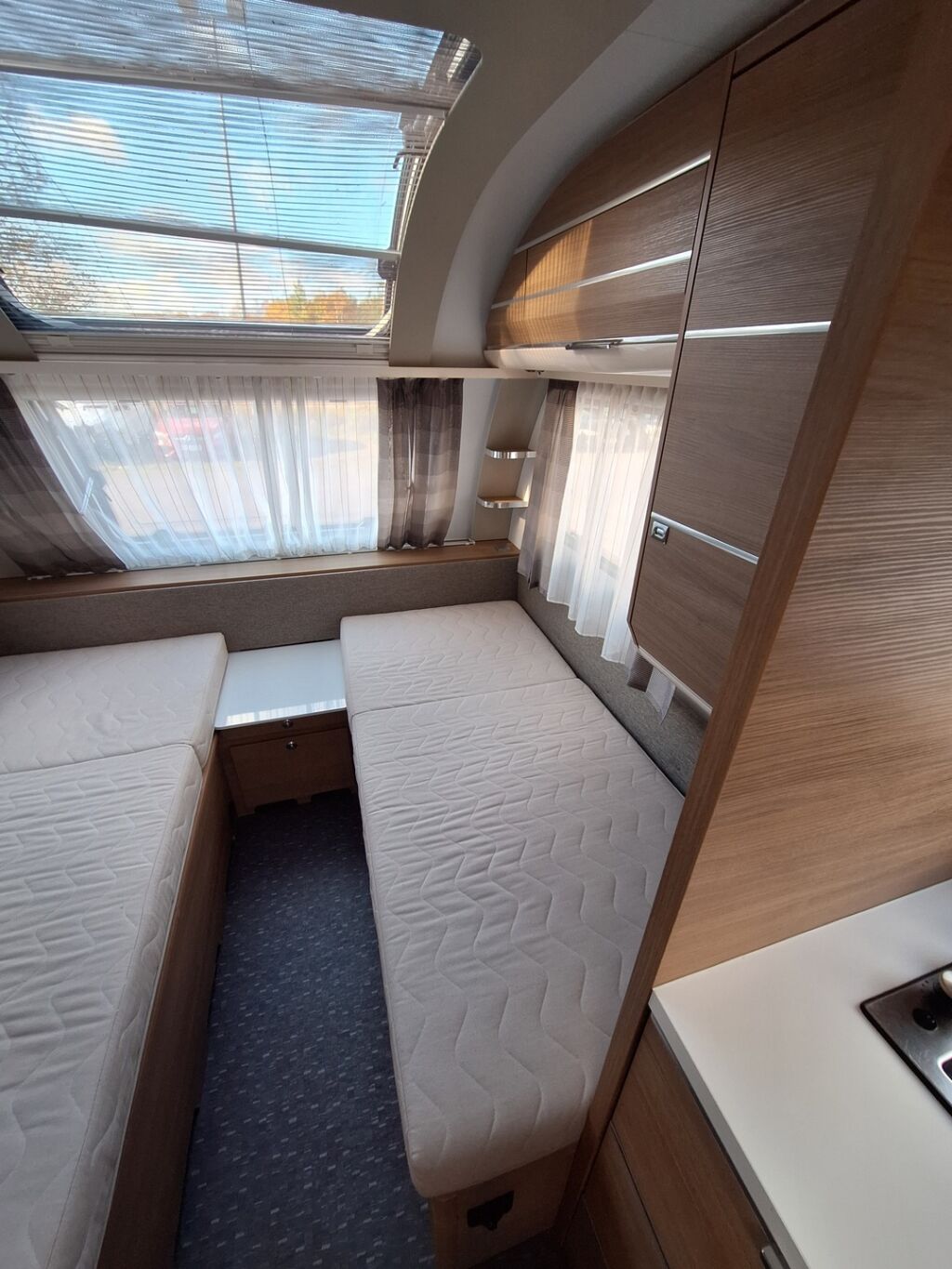 Adria Adora 2020 Valkoinen