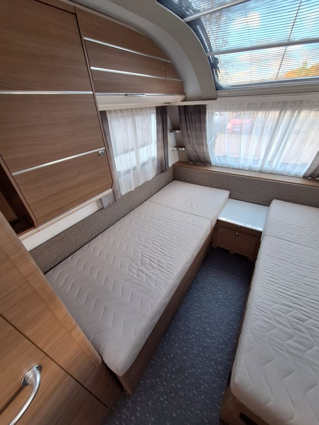 Adria Adora 2020 Valkoinen