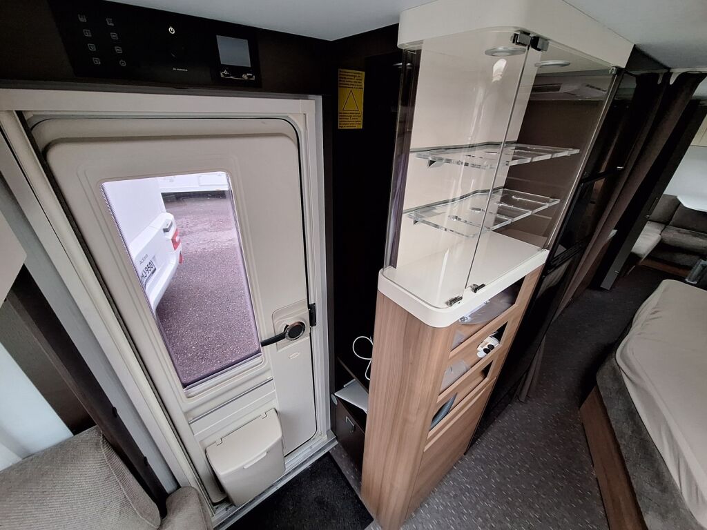 Adria Alpina 2021 Valkoinen