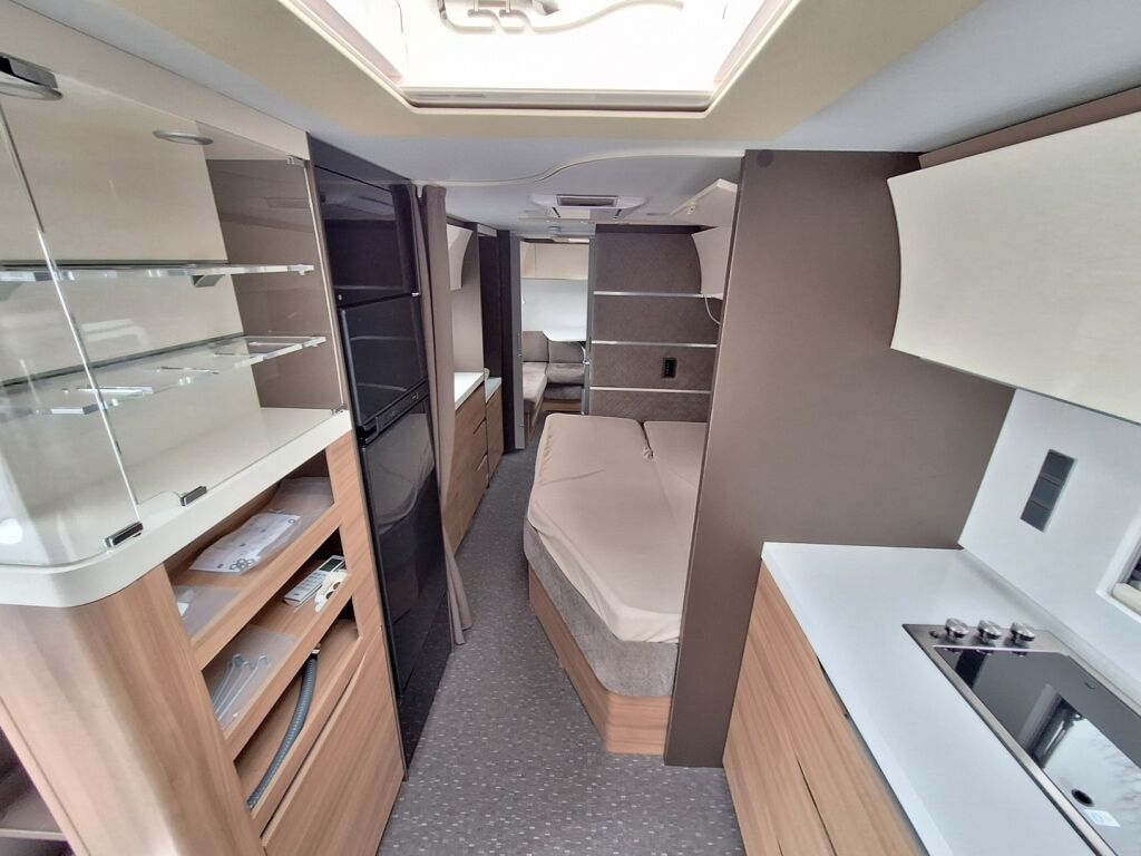 Adria Alpina 2021 Valkoinen