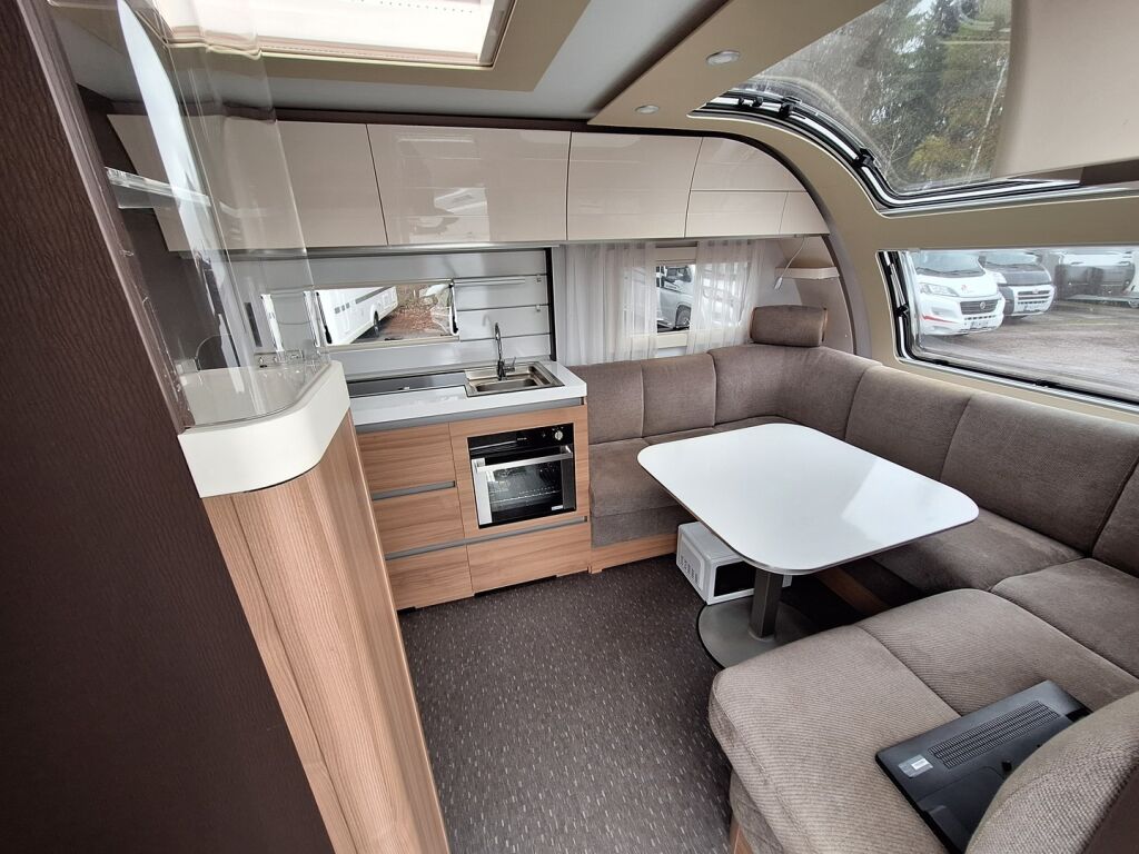 Adria Alpina 2021 Valkoinen