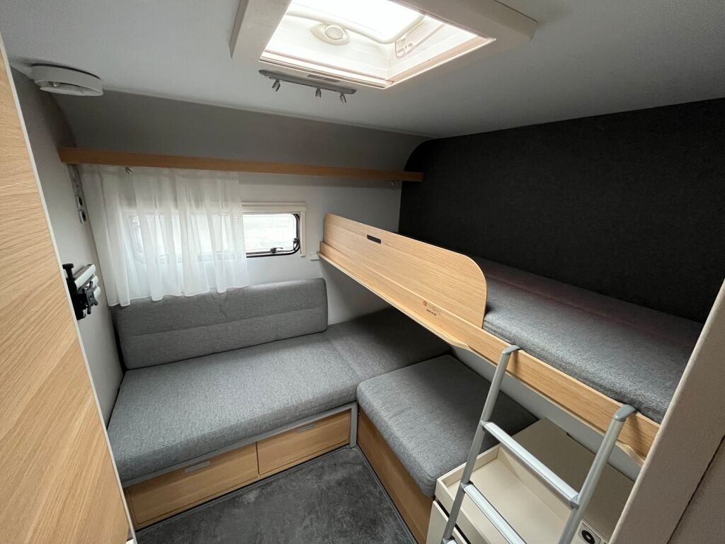 Adria ADORA 2022 Valkoinen