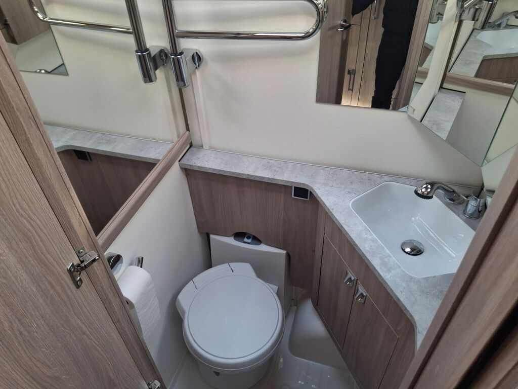 Kabe AMETIST 560 GLE KS 2021 KP V