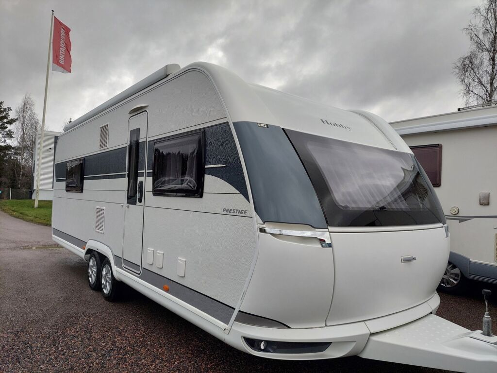 Hobby Prestige 2021 Valkoinen