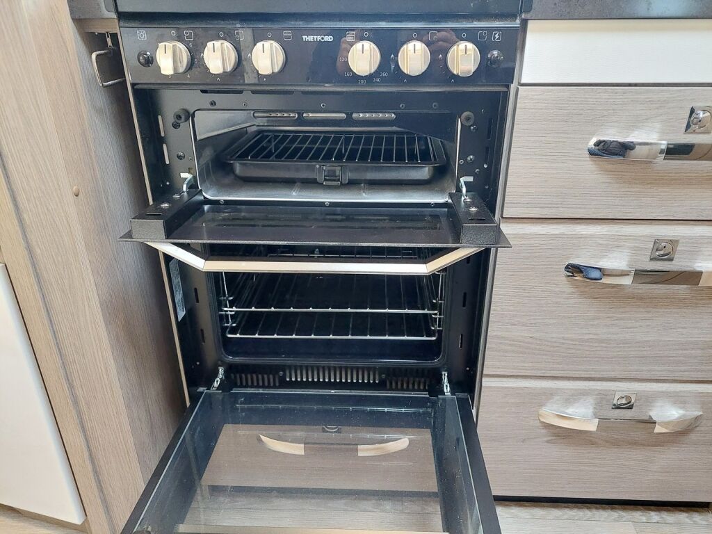 Hobby Prestige 2021 Valkoinen