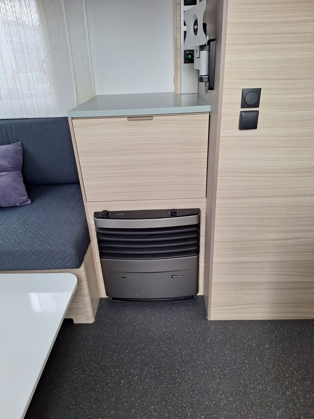 Adria Altea 2021 Valkoinen