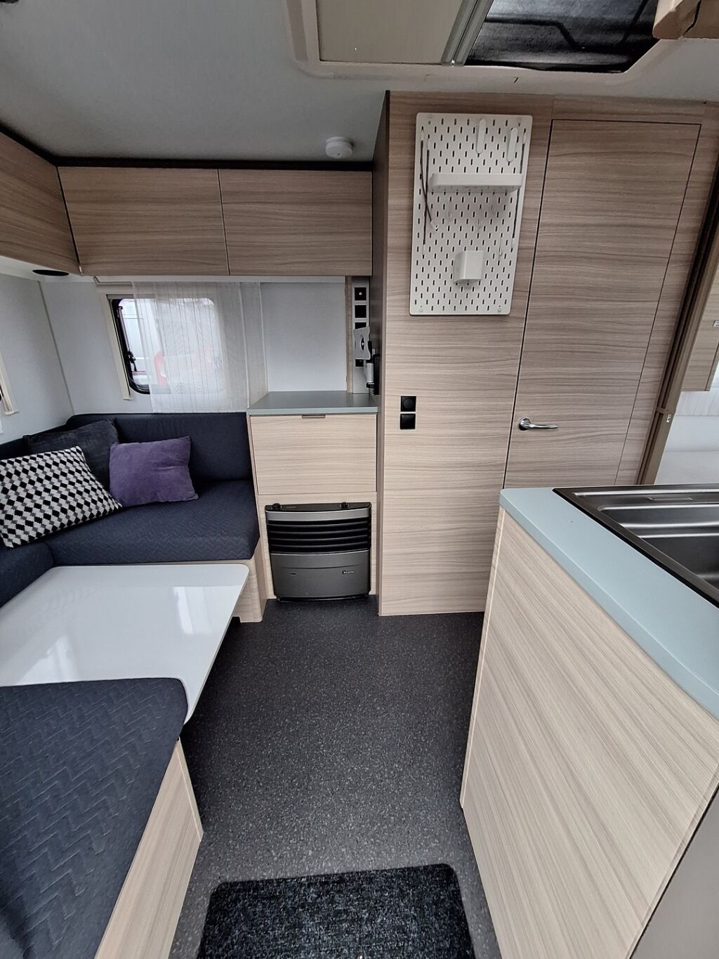 Adria Altea 2021 Valkoinen