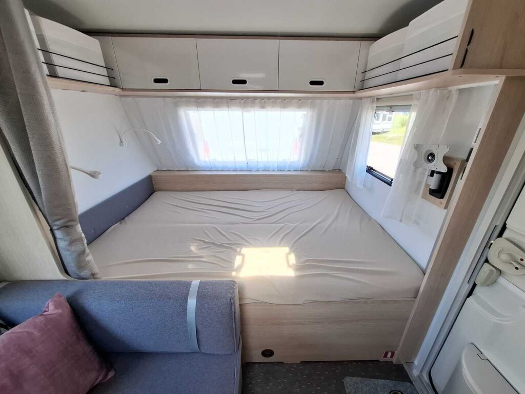 Adria AVIVA 2021 Valkoinen