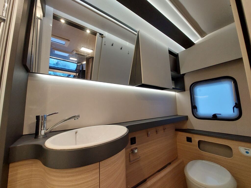 Hobby Maxia 2022 Valkoinen