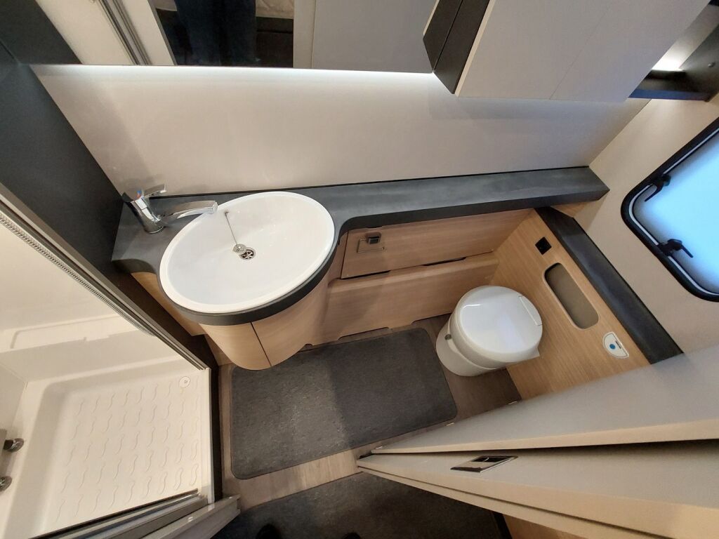 Hobby Maxia 2022 Valkoinen