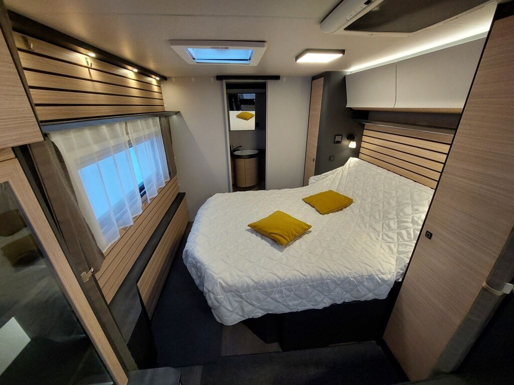 Hobby Maxia 2022 Valkoinen