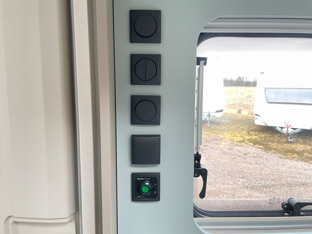 Adria Altea 2022 Valkoinen