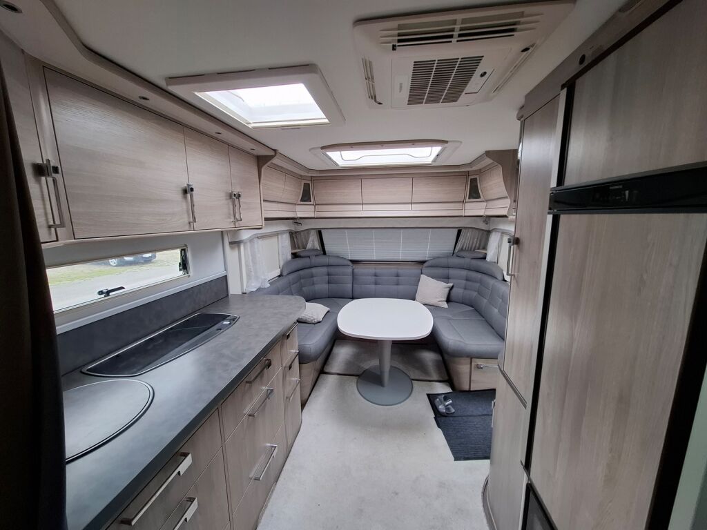 Kabe SMARAGD 2022 Valkoinen