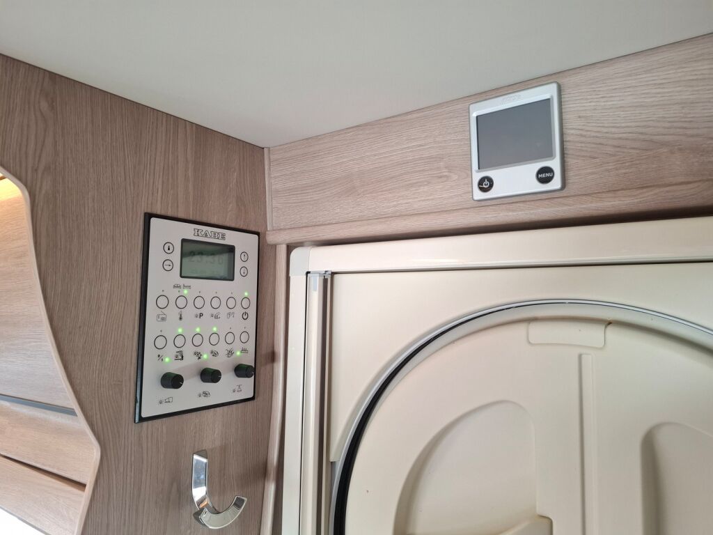 Kabe Ametist 2023 Valkoinen