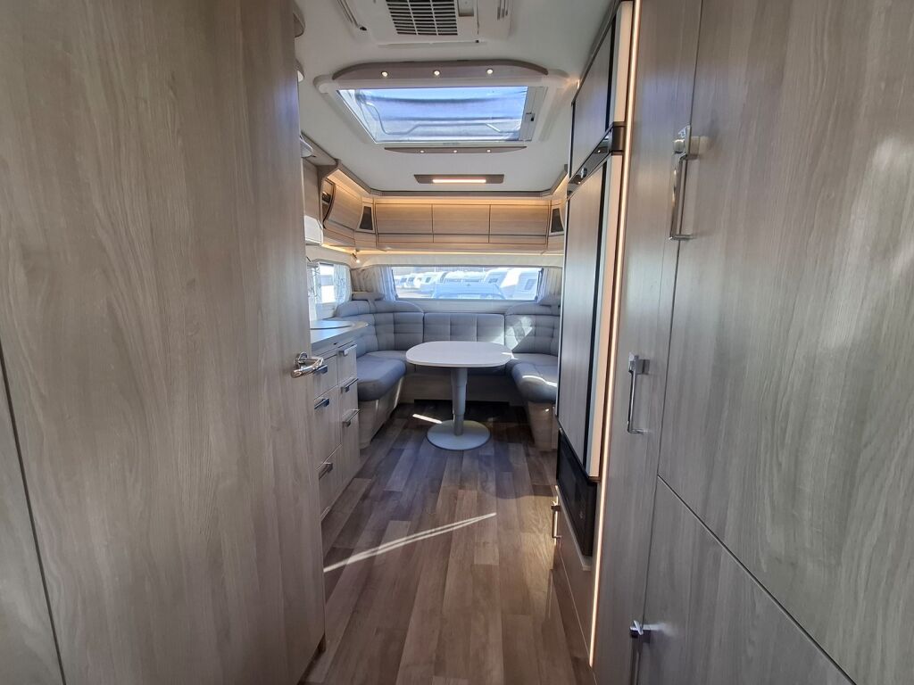 Kabe Ametist 2023 Valkoinen