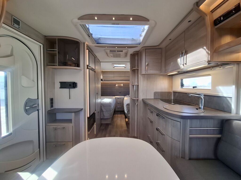 Kabe Ametist 2023 Valkoinen