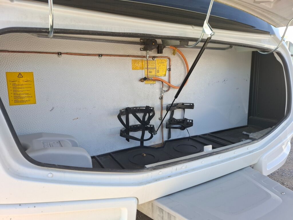 Kabe Ametist 2023 Valkoinen