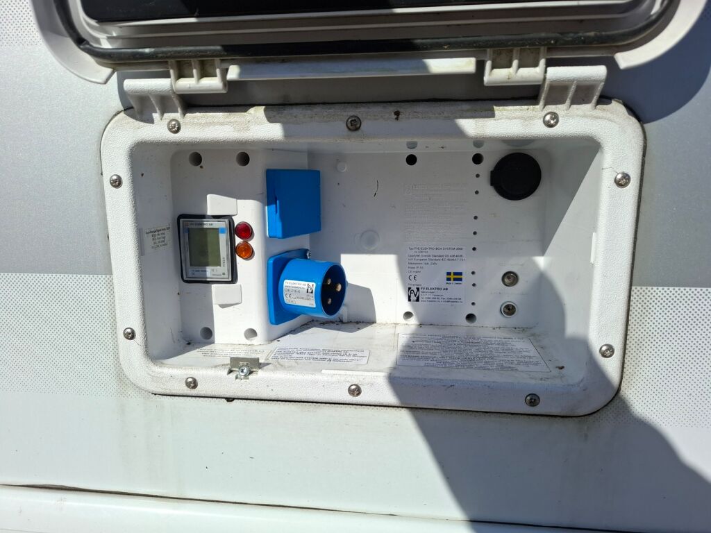 Kabe Ametist 2023 Valkoinen