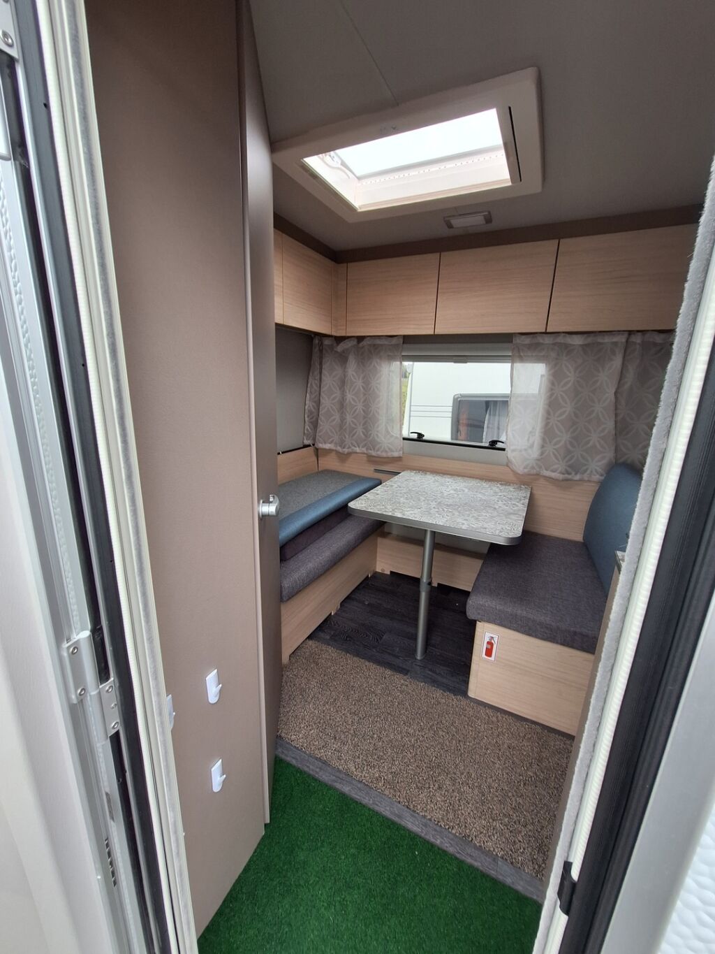 Weinsberg CaraCito 2023 Valkoinen