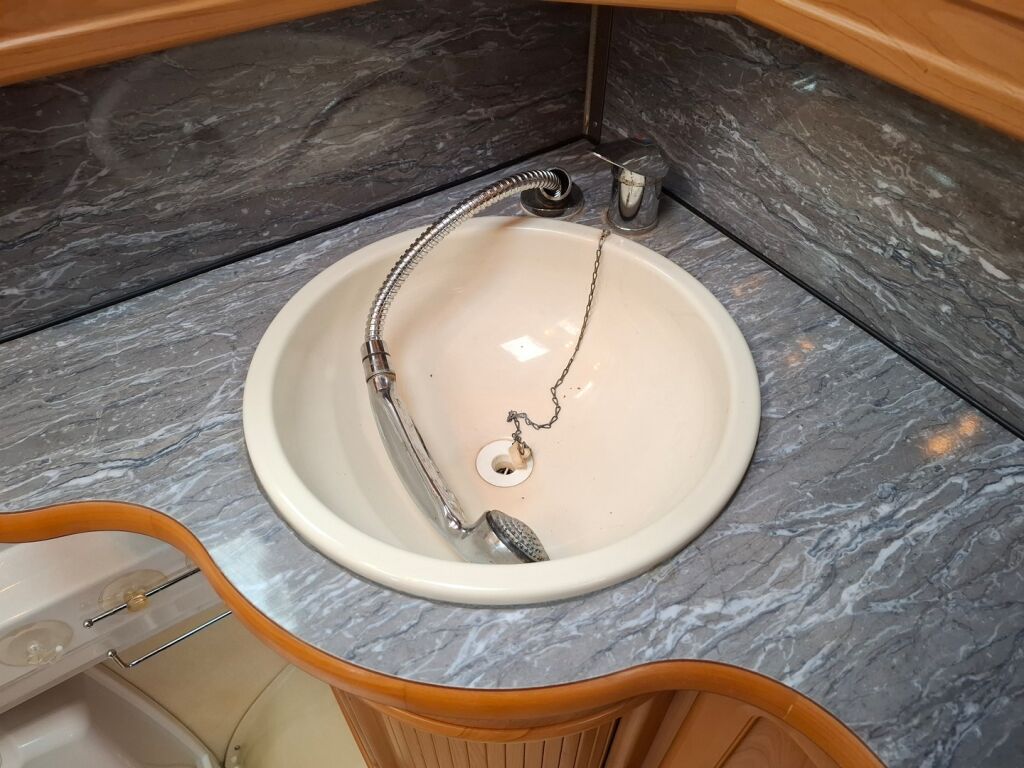 Kabe SMARAGD 2005 Valkoinen