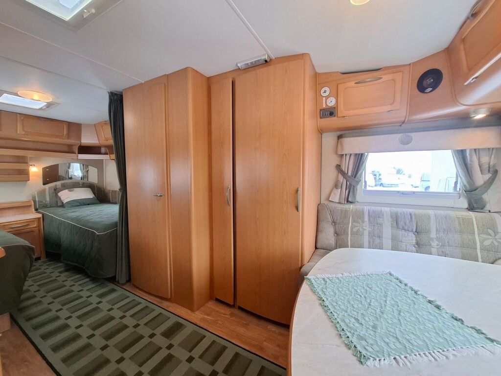 Kabe SMARAGD 2005 Valkoinen