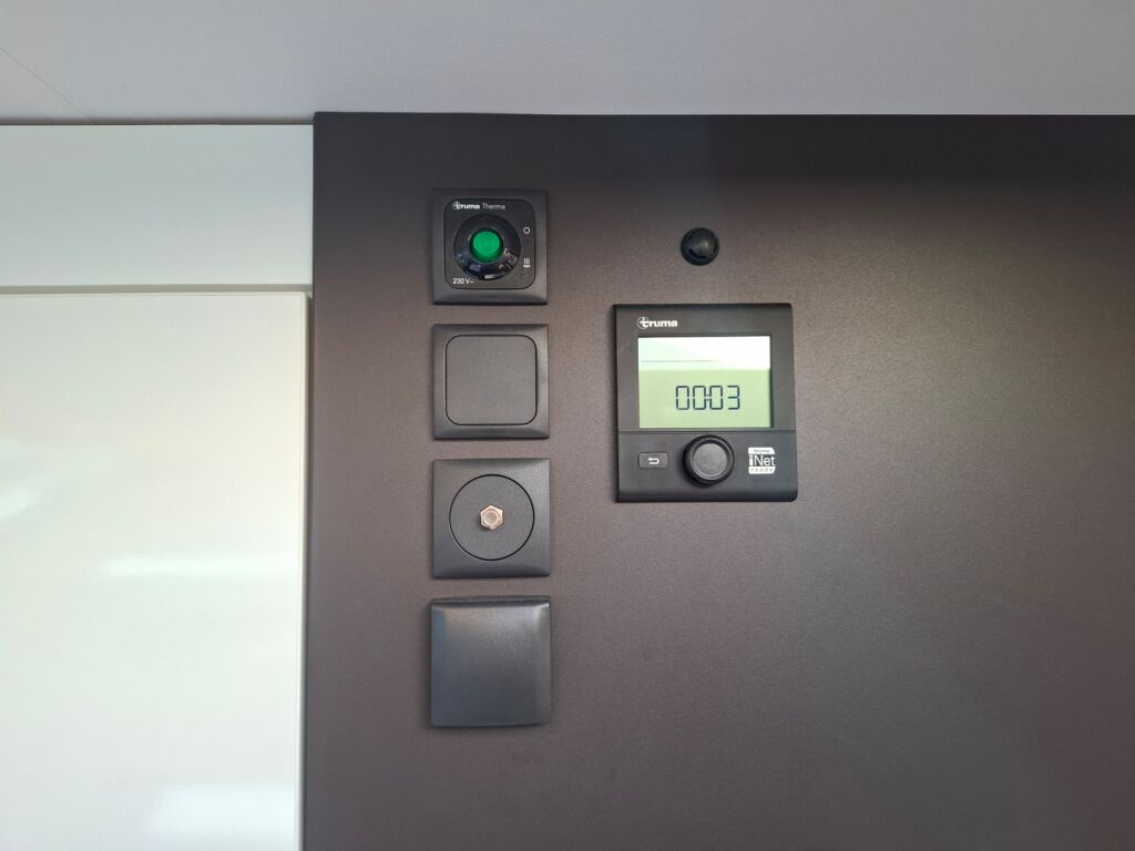 Adria ACTION 2024 Valkoinen