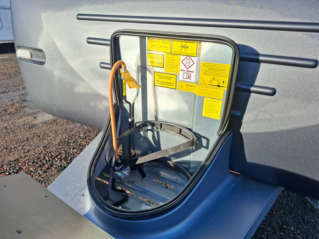 Adria ACTION 2024 Valkoinen