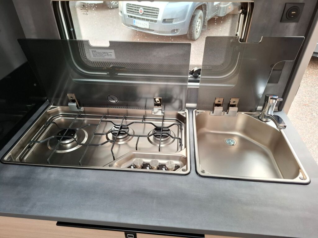 Hobby Maxia 2024 Valkoinen