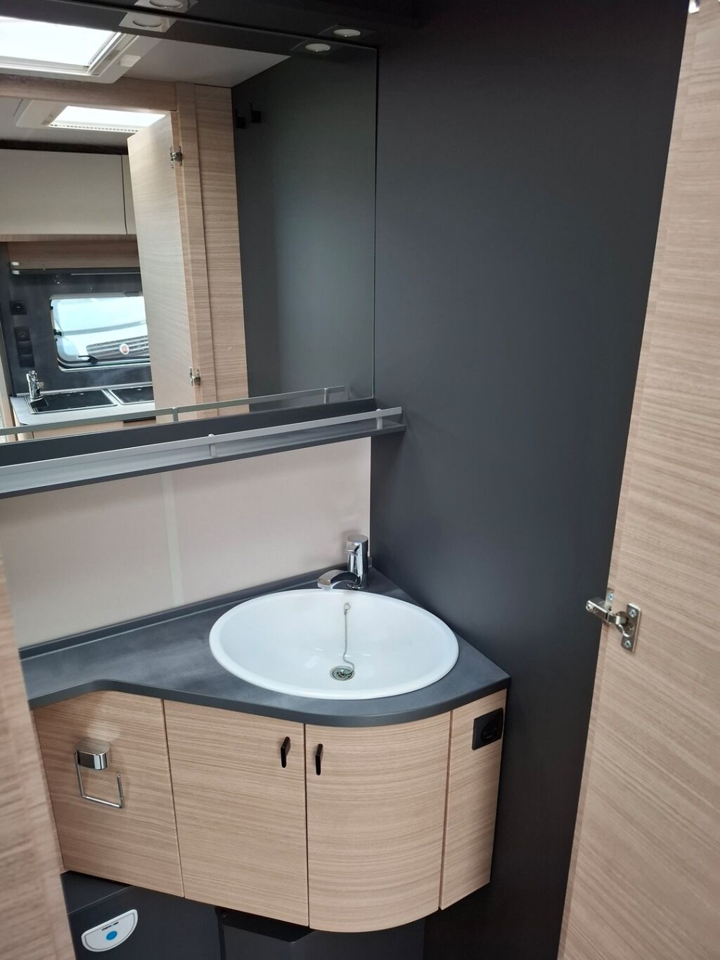 Hobby Maxia 2024 Valkoinen