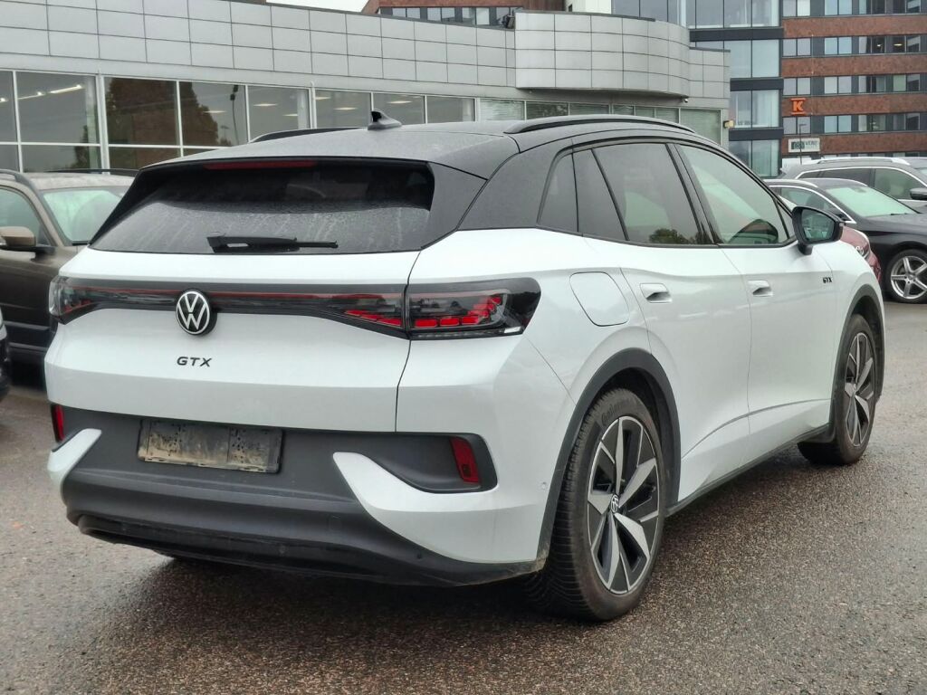 Volkswagen ID.4 2024 Met.valkoinen/musta katto