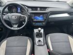 Toyota Avensis 2015 Harmaa